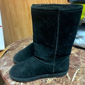 Girls Bearpaw Boots